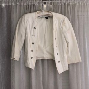 White quarter sleeve blazer